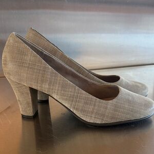 Aerosoles Heelrest Sz 12 Heels